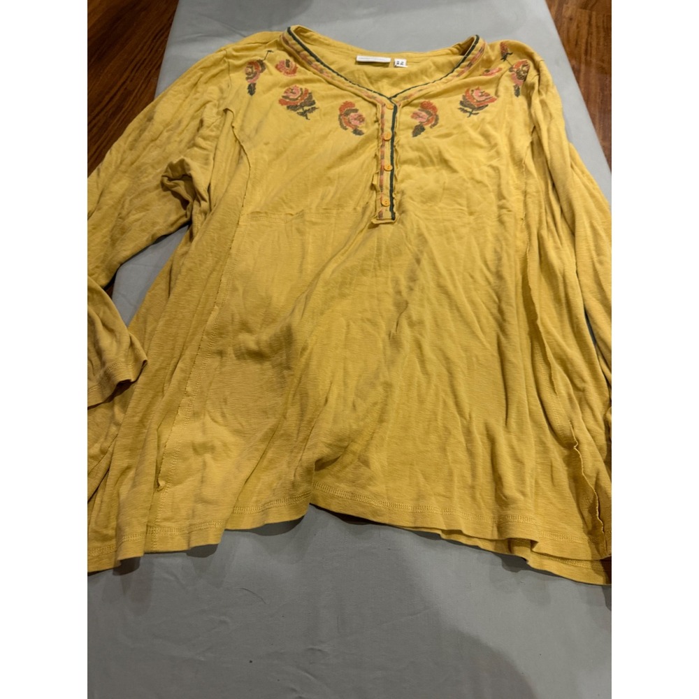 Southwestern Womens Canyon Retreat Embroidered Henley Top 2X Mustard Yellow